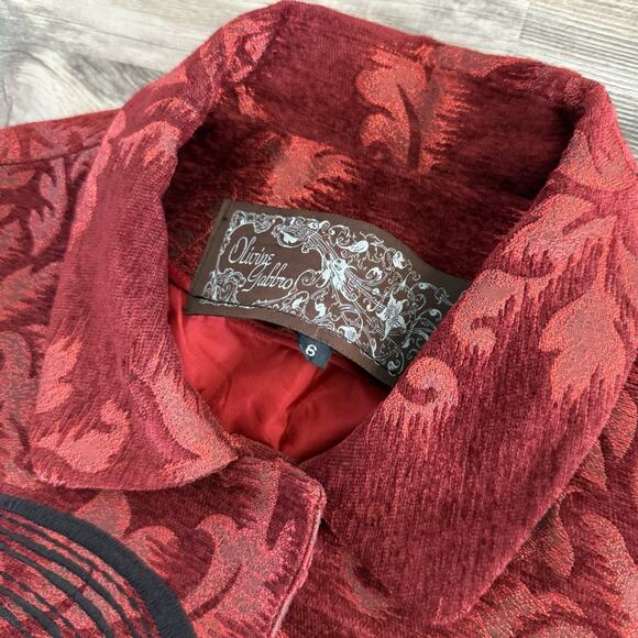 Olivine Gabbro Red Velvet Jacket Women’s Size 6 Cropped Floral Statement Coat - Picture 4 of 8